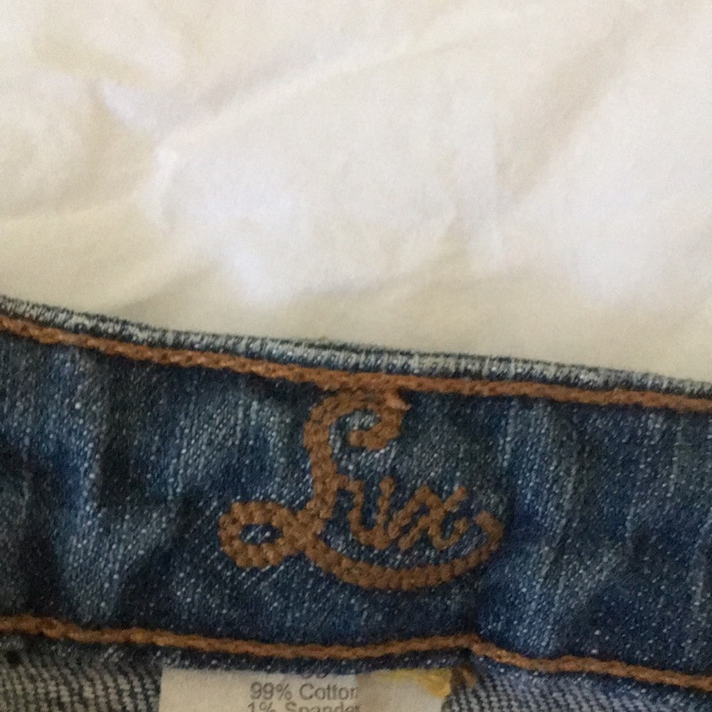 Jeans - Picture 2 of 5
